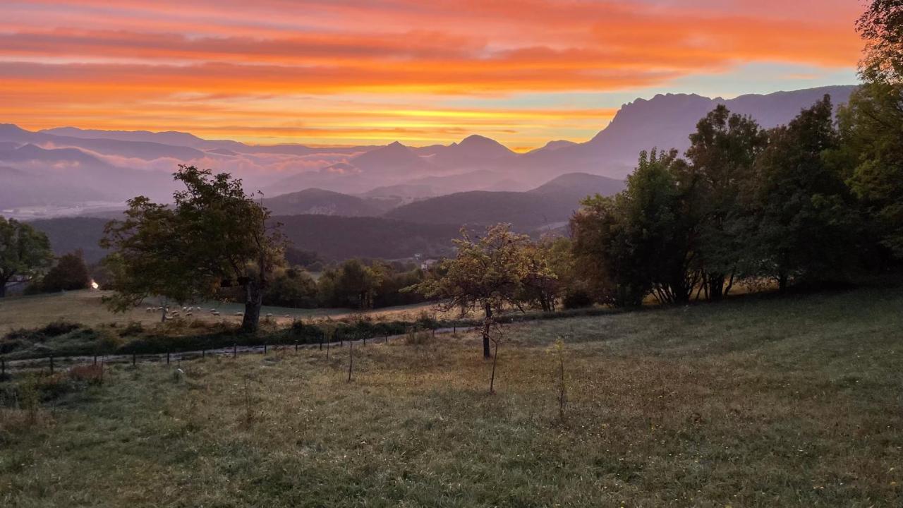 Gites Du Puyjovent - Cote Foret - A 15 Minutes De Crest, Vue Panoramique, Calme Piégros-la-Clastre Exterior foto